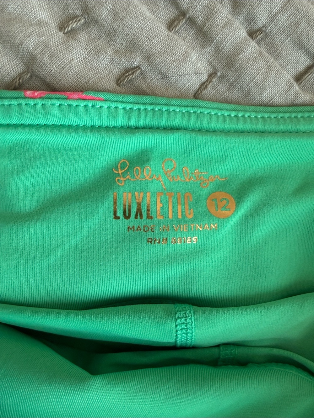 Lilly Pulitzer Green Mini Skirt with Pink  Golfing Alligator Motif - Picture 2 of 6